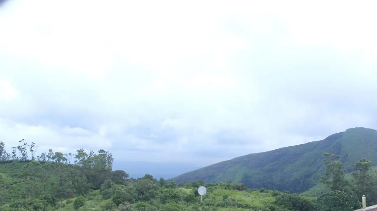 Resort Biglaand Dew Castle Hotel Pirmed